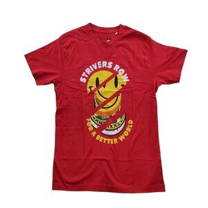Striver's Row Smile Red T-shirt Size Small